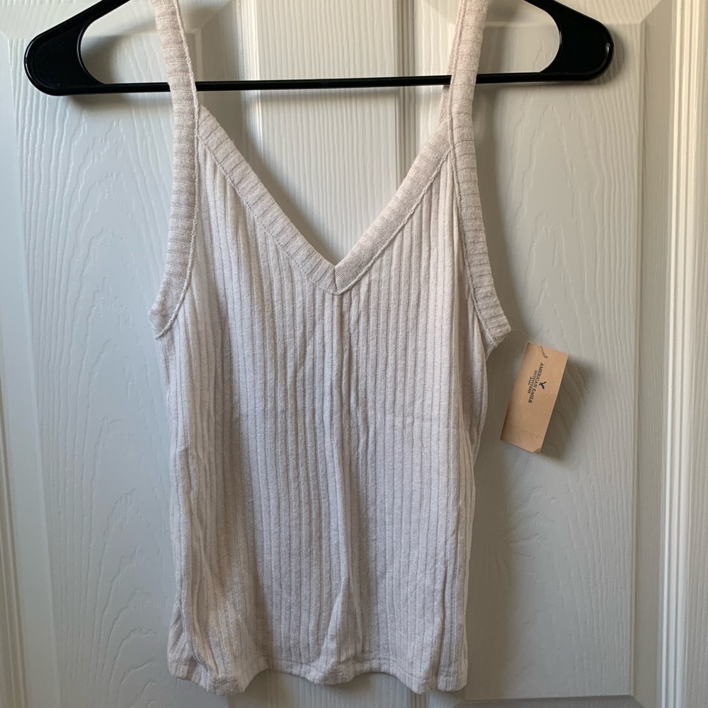 Crop top - NWT!